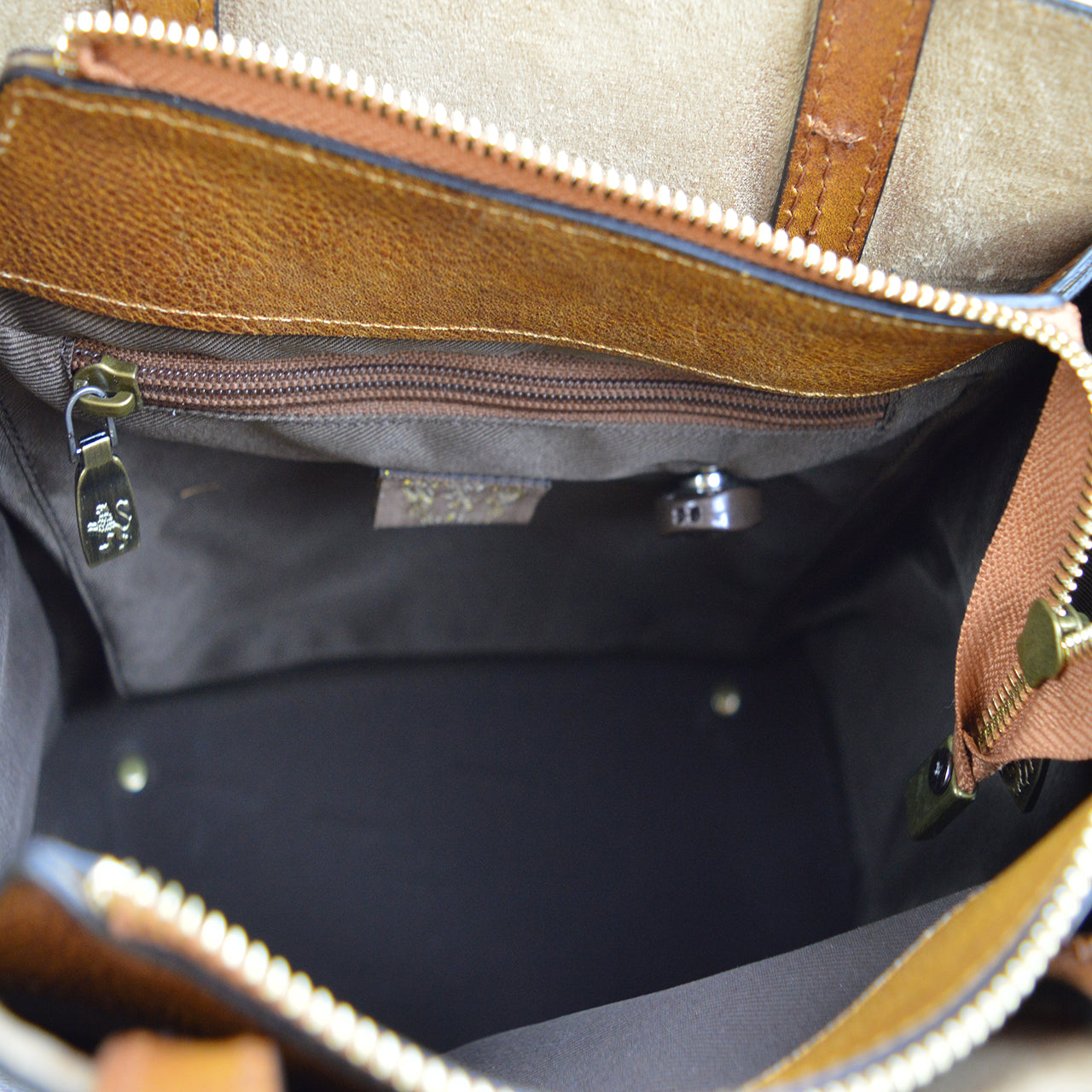 Pratesi Paterno B488 Lady Bag in genuine Italian leather